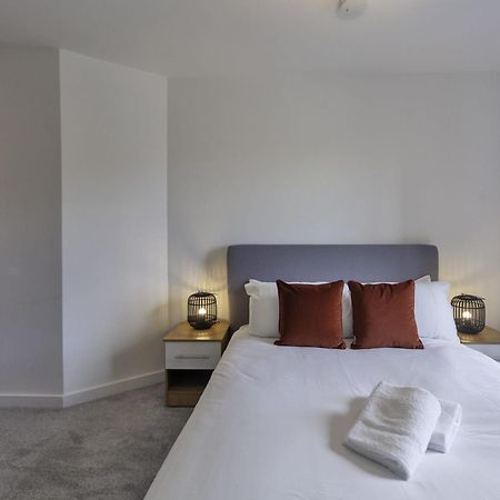 Lovely 2 Bedroom Apartment In Central Ashford Ашфорд Екстериор снимка