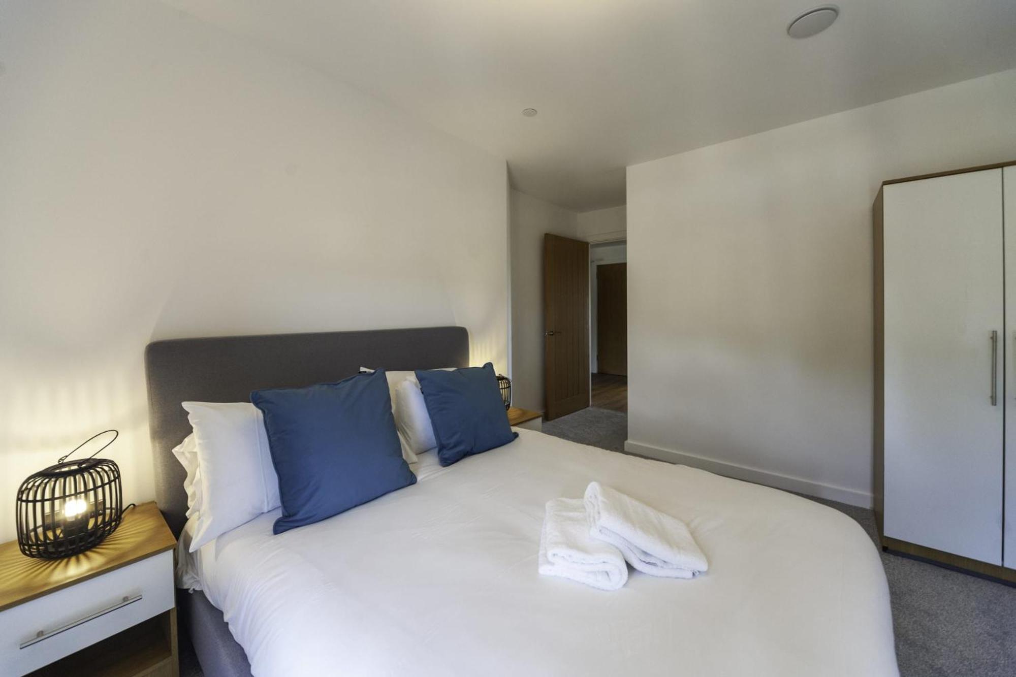 Lovely 2 Bedroom Apartment In Central Ashford Ашфорд Екстериор снимка