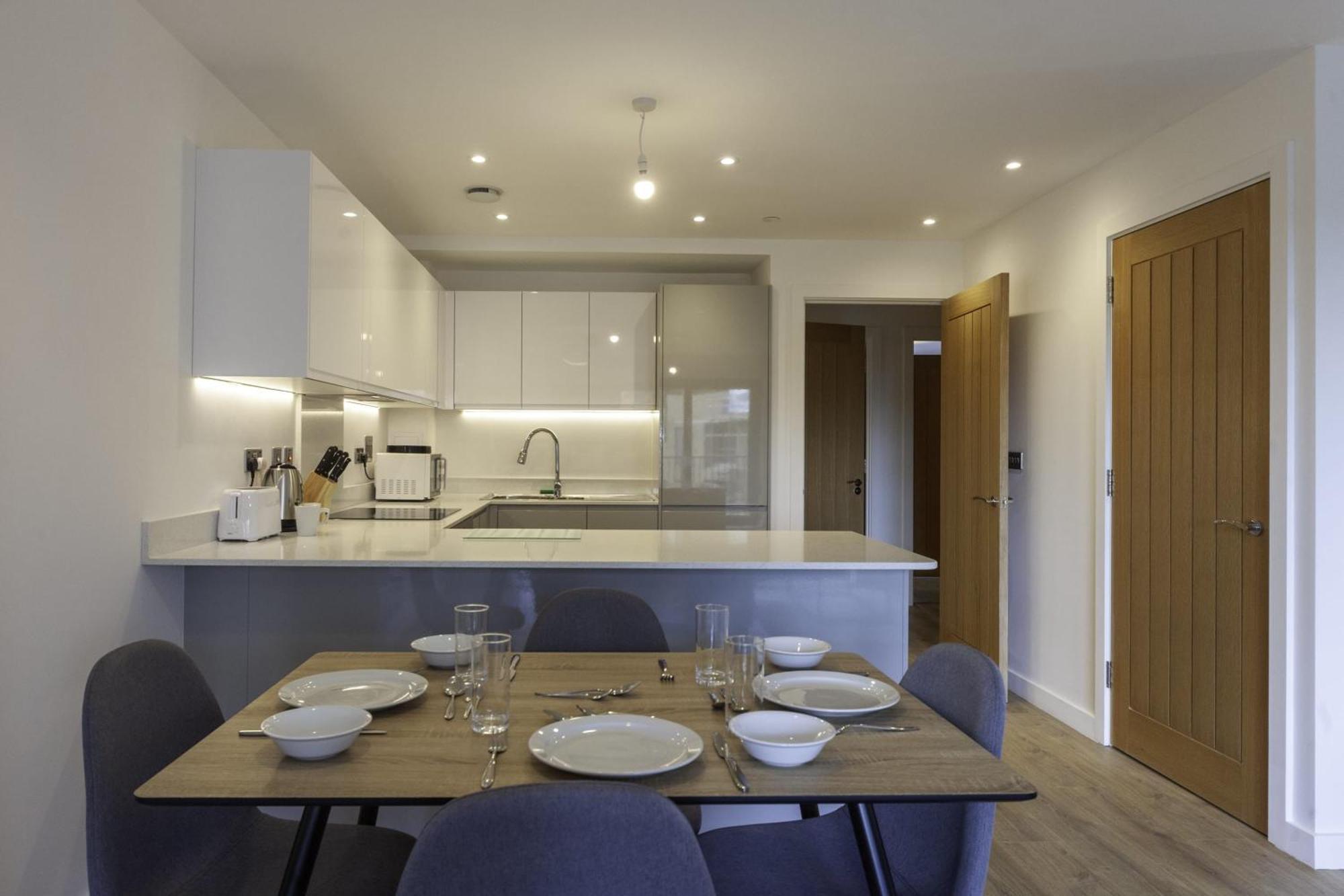 Lovely 2 Bedroom Apartment In Central Ashford Ашфорд Екстериор снимка